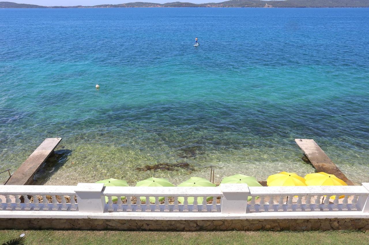 Aqua Cabana Bibinje Exterior photo